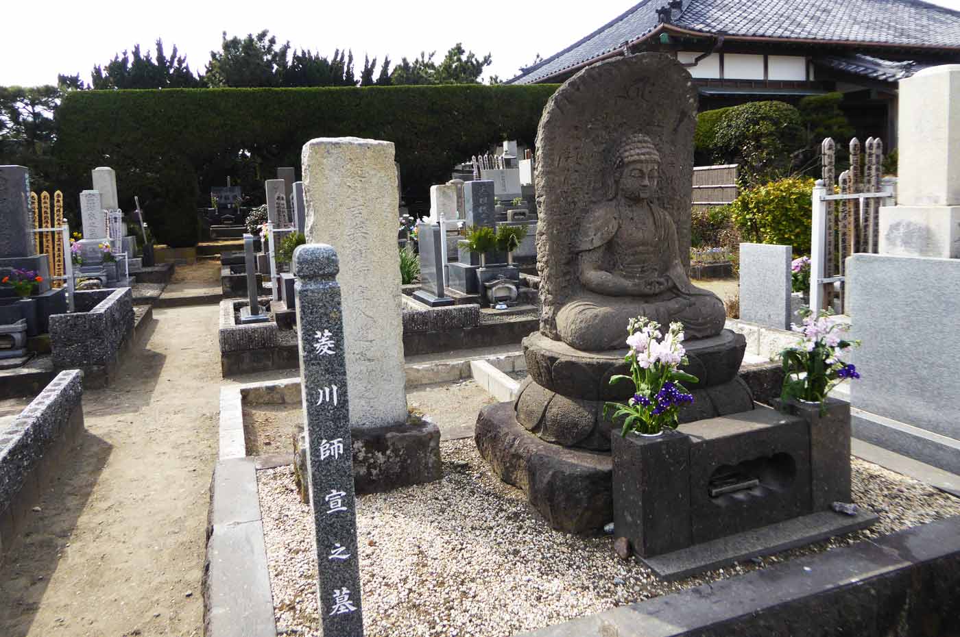 菱川師宣の墓
