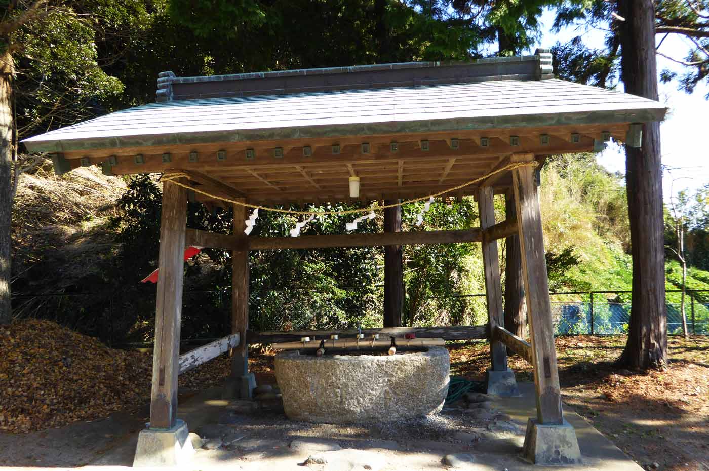 熊野神社手水舎の画像