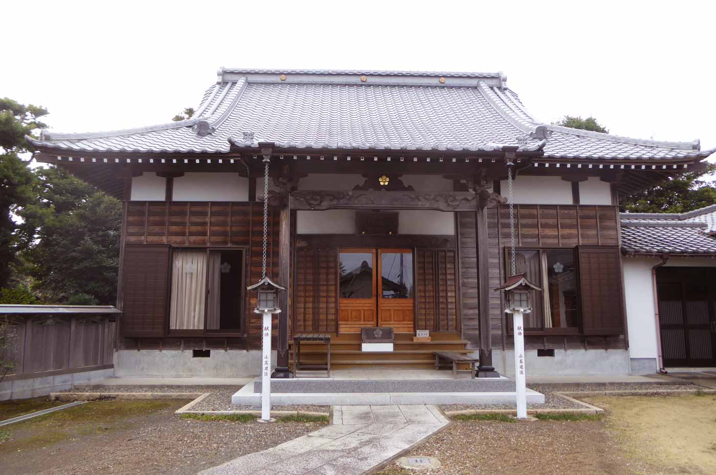 東仙寺の本堂