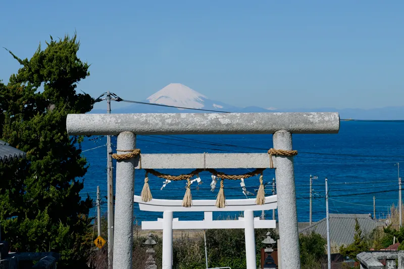 境内から見た富士山