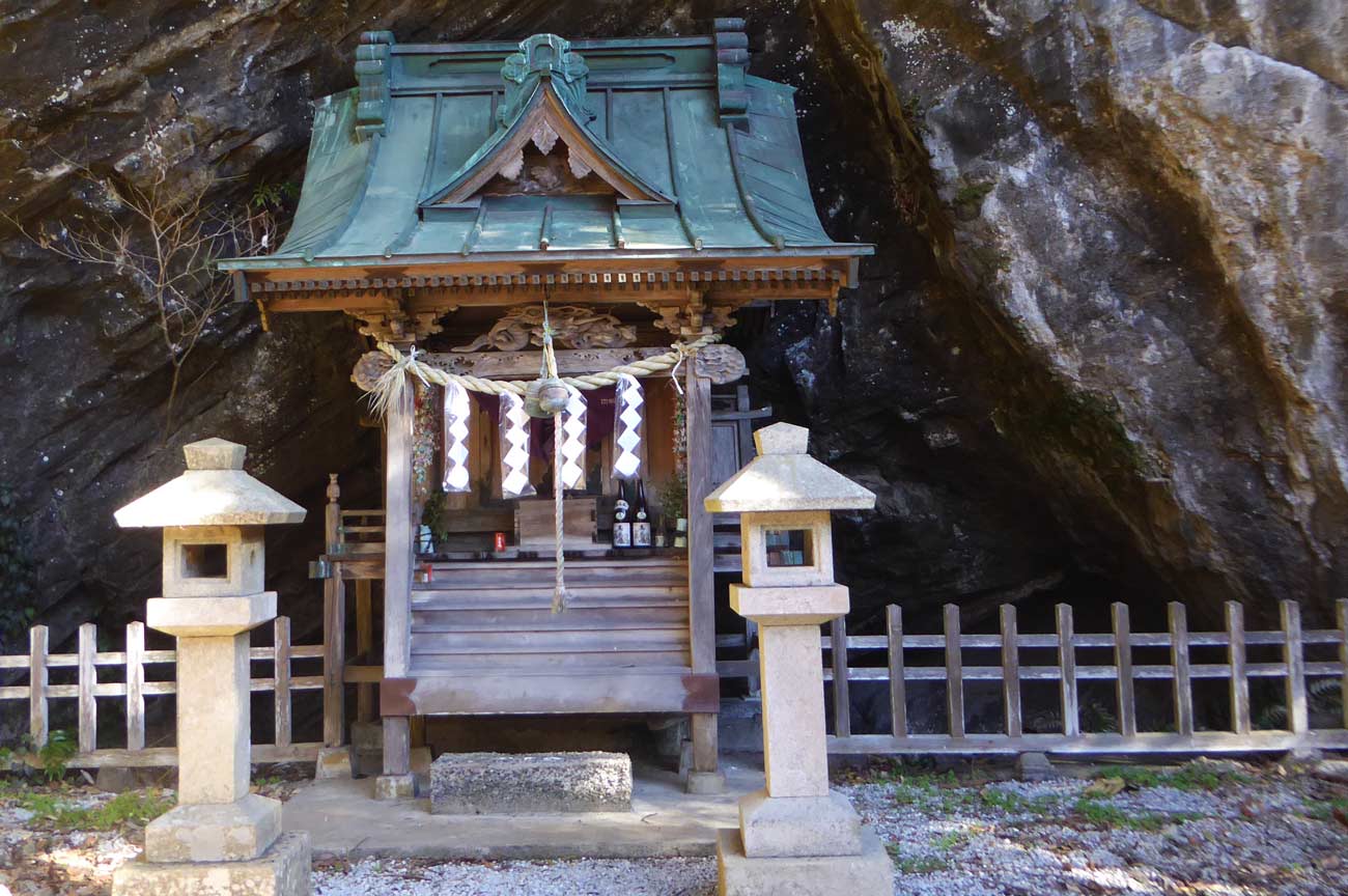 厳島神社拝殿の画像