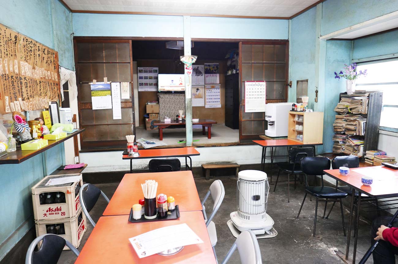 黒恵屋食堂店内の画像