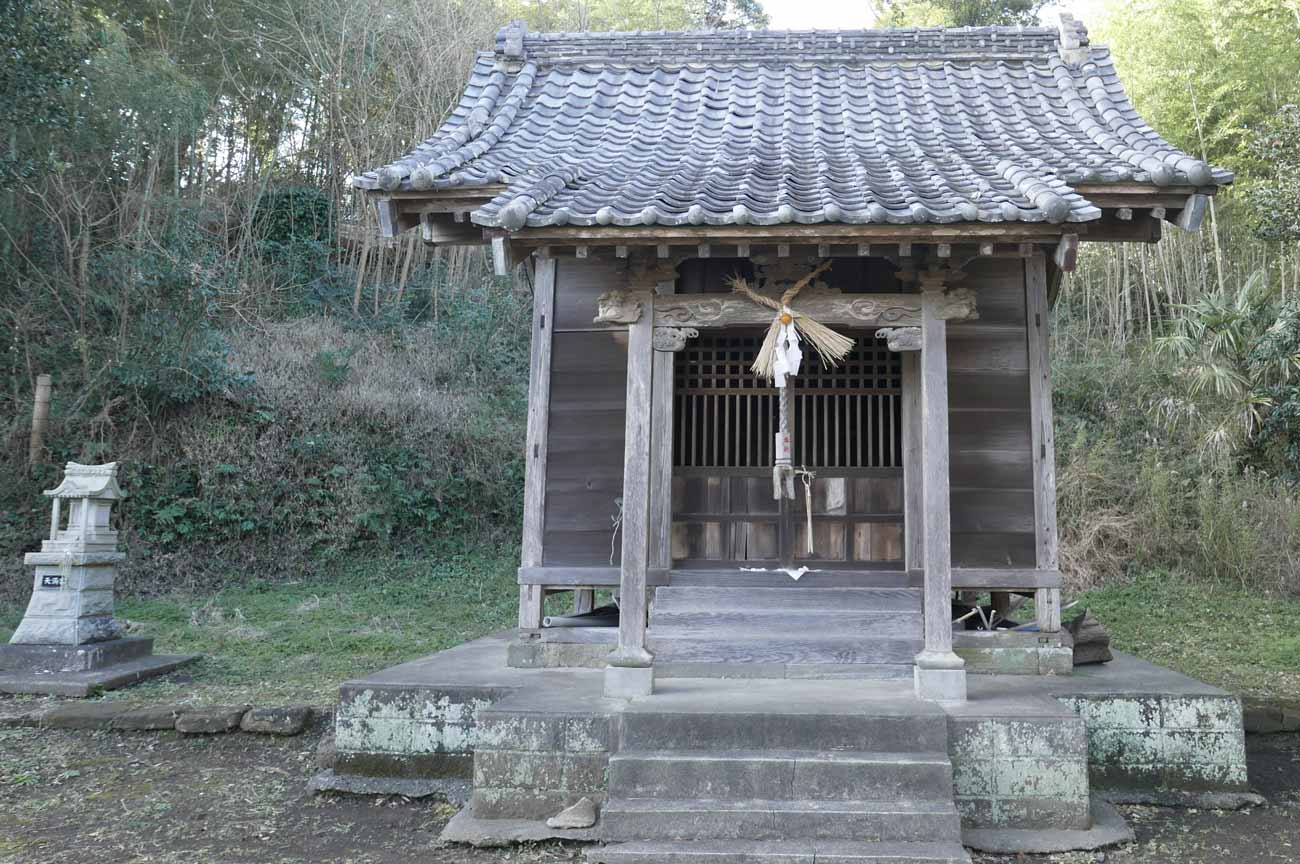 熊野神社拝殿の画像