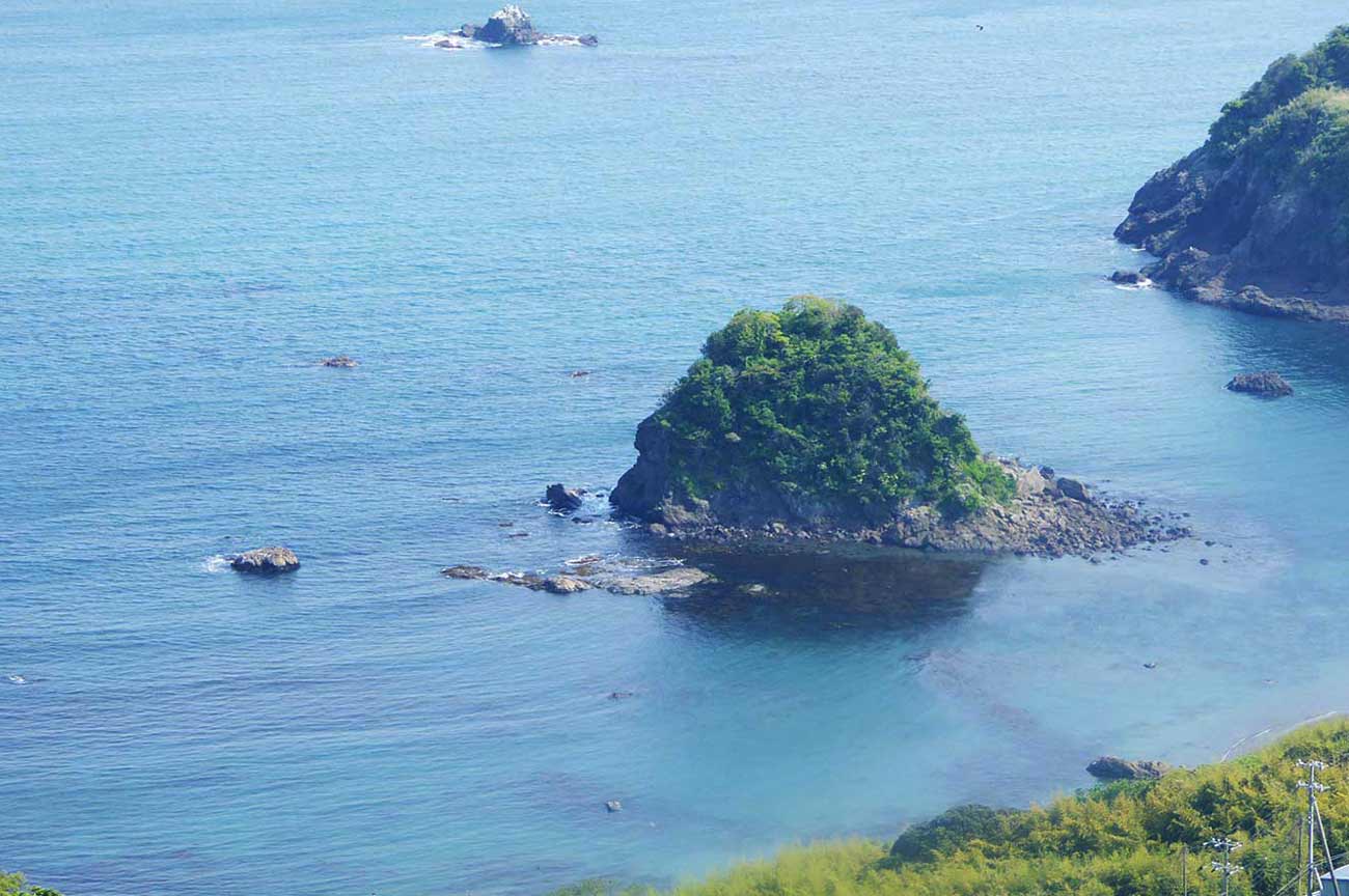 魚見塚展望台から見た鴨川松島