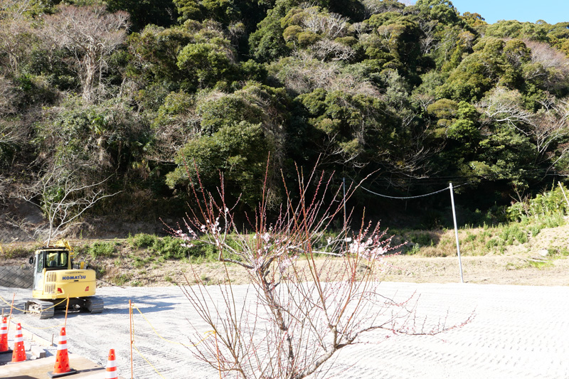 建設中のサウナと露天風呂