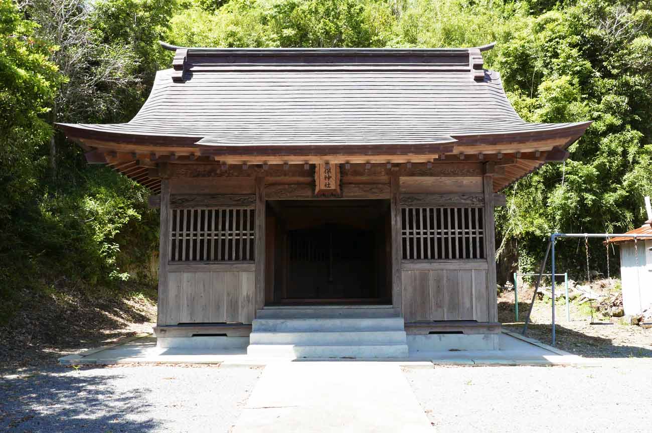 久保神社の拝殿