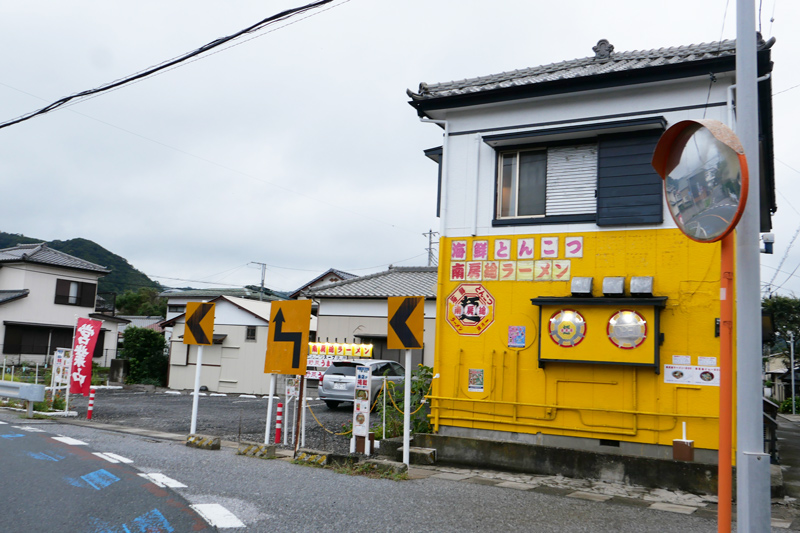 国道127号線沿いの店舗