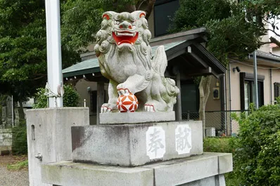 大宮神社の狛犬（右）