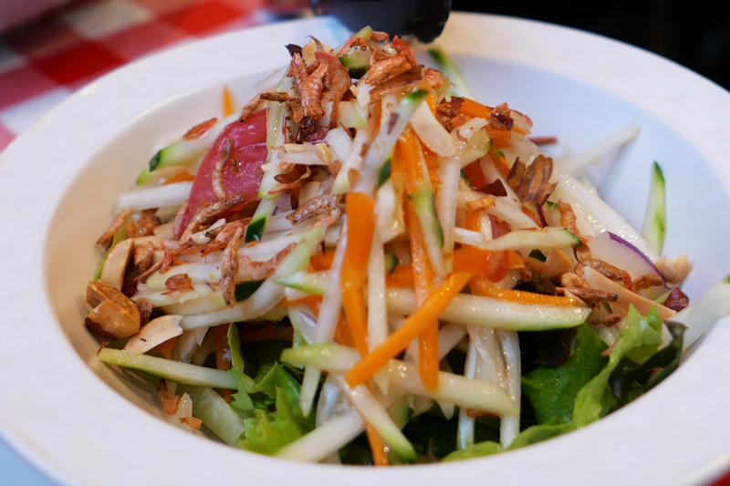 青パパイヤサラダ