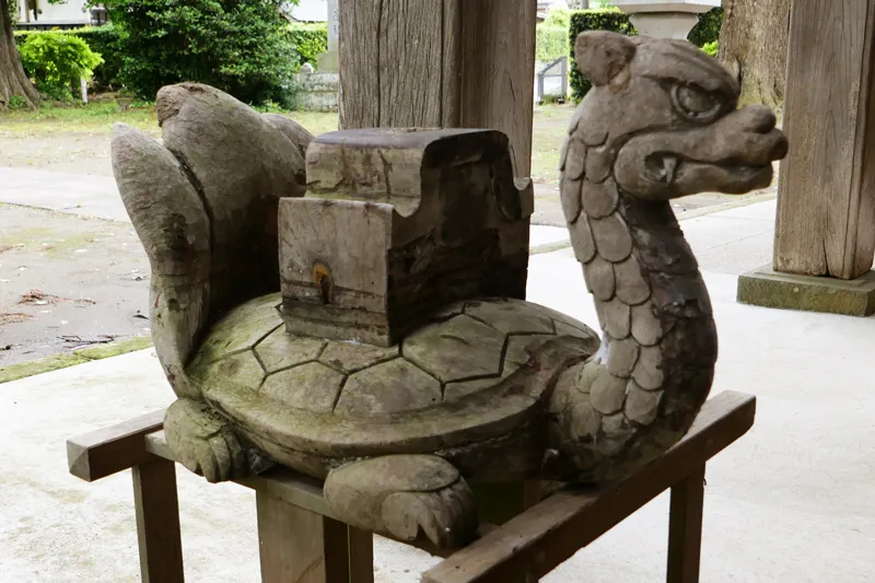 上諏訪神社の亀の彫刻