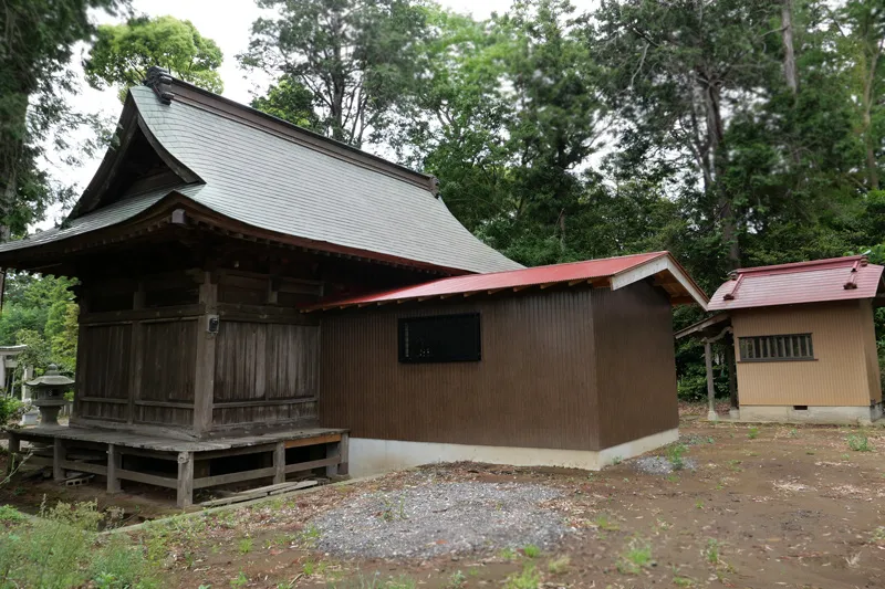 下諏訪神社の本殿