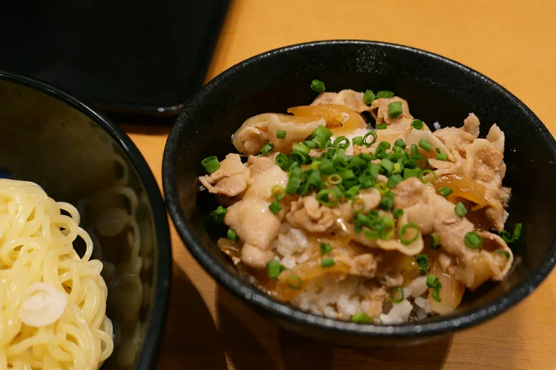 ミニ生姜焼き丼