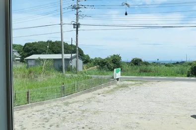 tall treeの駐車場