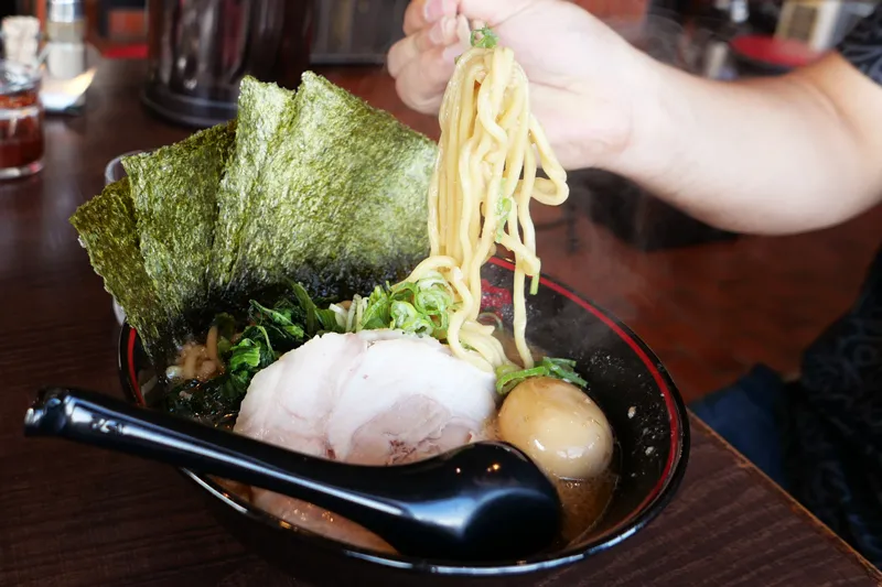 自家製の太麺