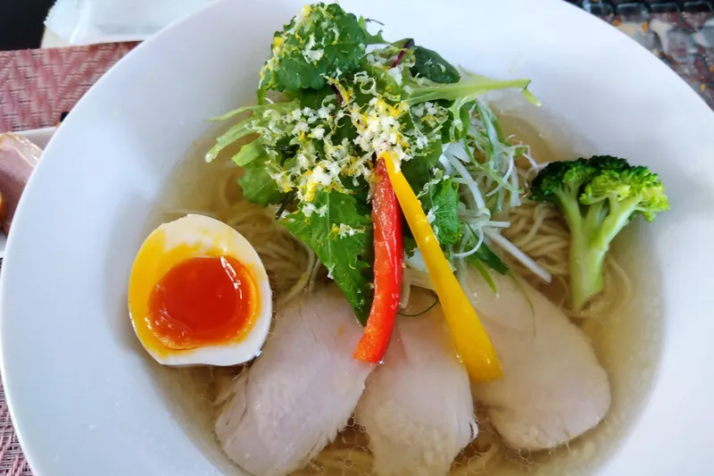 ZEPPIN鶏塩ラーメン