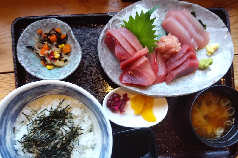 海鮮丼