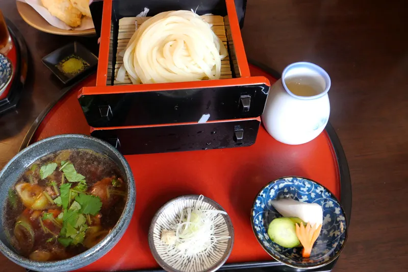 鴨汁つけうどん