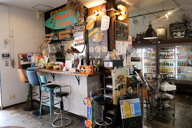 Sunset Salon/MEETS BUY