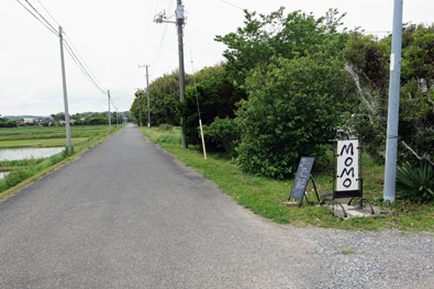 MOMOの入口