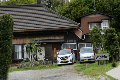 MOMOの店舗