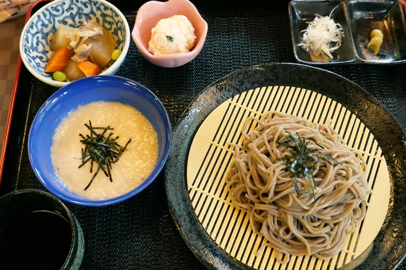 自然薯とろろそば