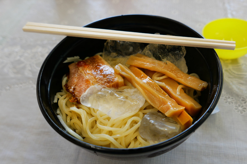 ざるラーメン