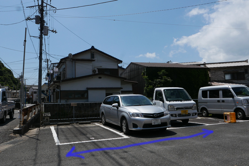 かな井の駐車場