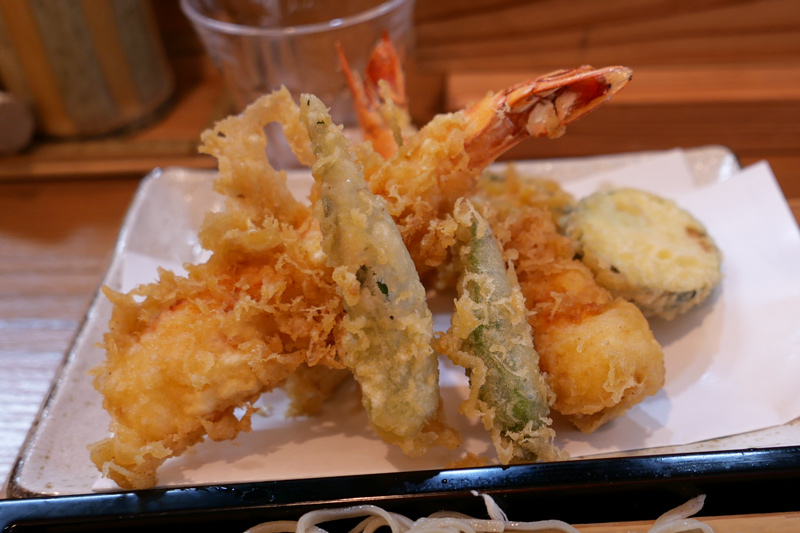 大きな海老の天ぷら