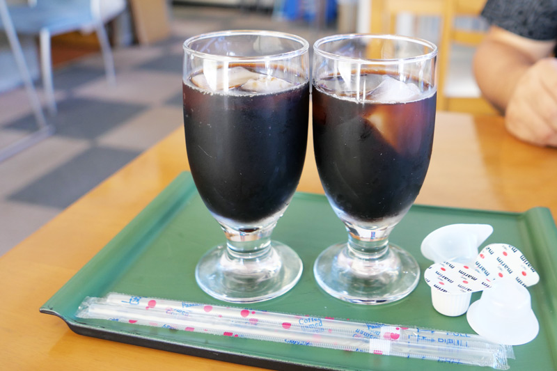 サービスのアイスコーヒー
