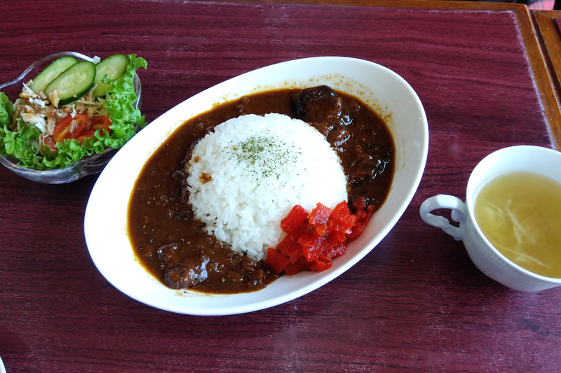 国産とろとろ牛すじカレー