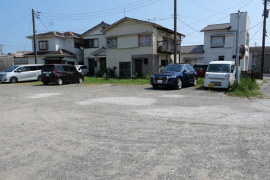 松鮨の駐車場
