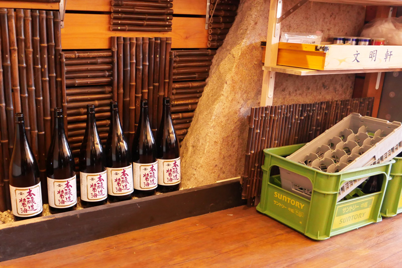 宮醤油と文明軒の箱