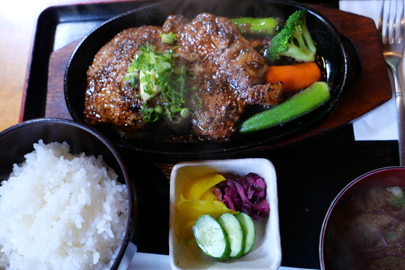 トンテキ定食