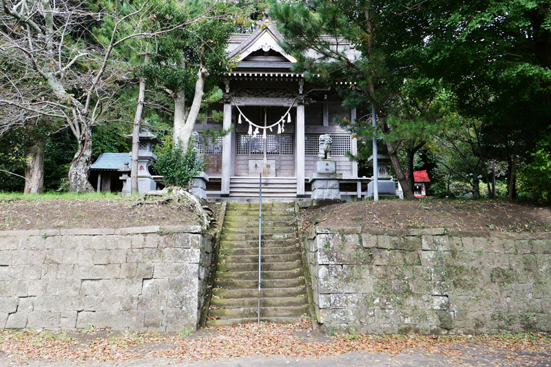 瀧口神社の拝殿