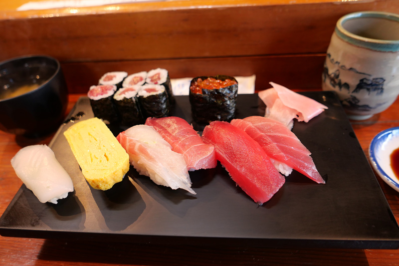 中寿司のアップ