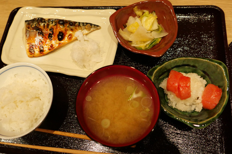 サバ塩焼き定食