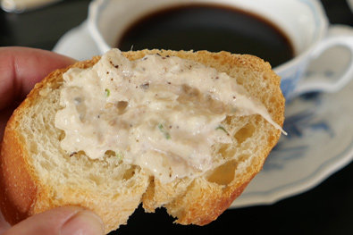 バケットに乗せる