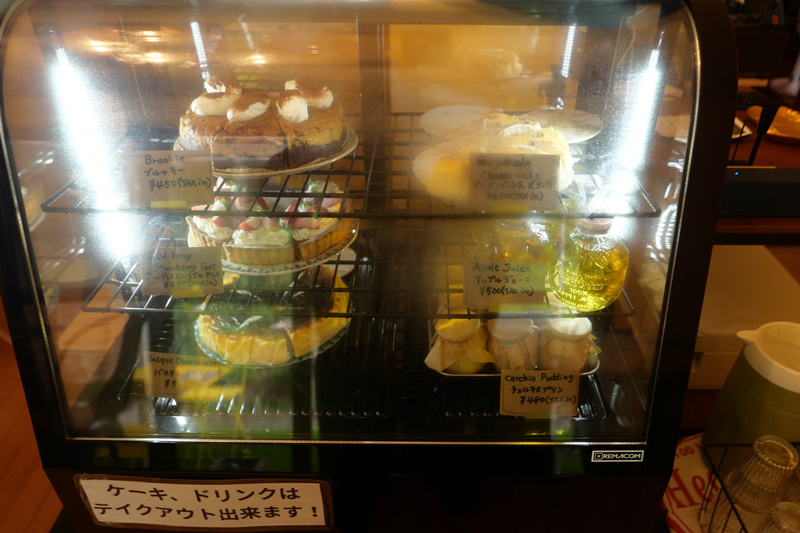 スイーツのショーケース