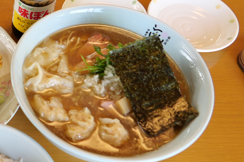 チャーシューわんたん醤油中華そば