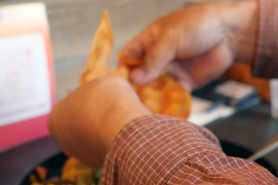 PAPADAMを割って入れる