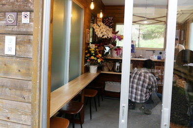 店内イートインスペース