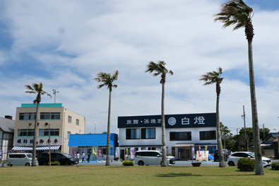 店舗前のロータリー