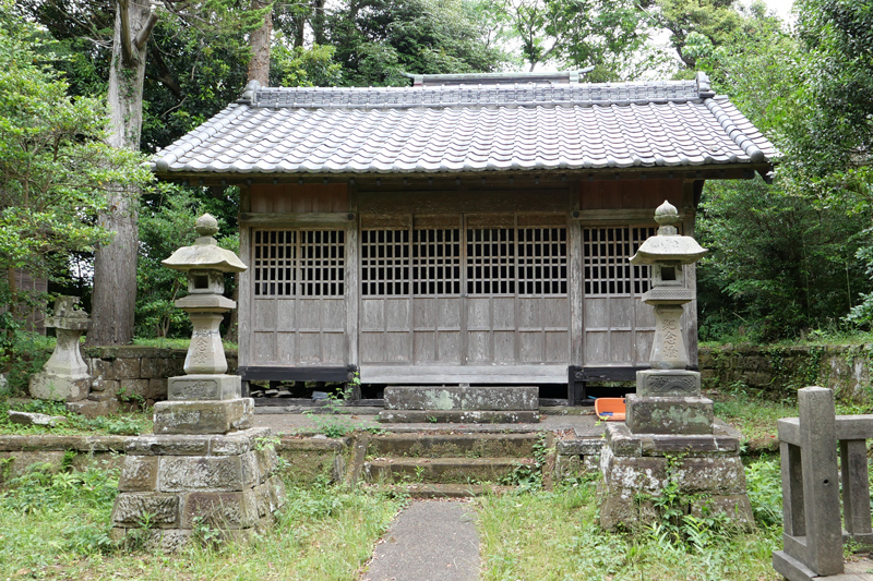 拝殿
