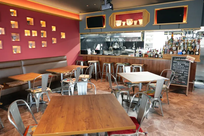 ムード満点の店内