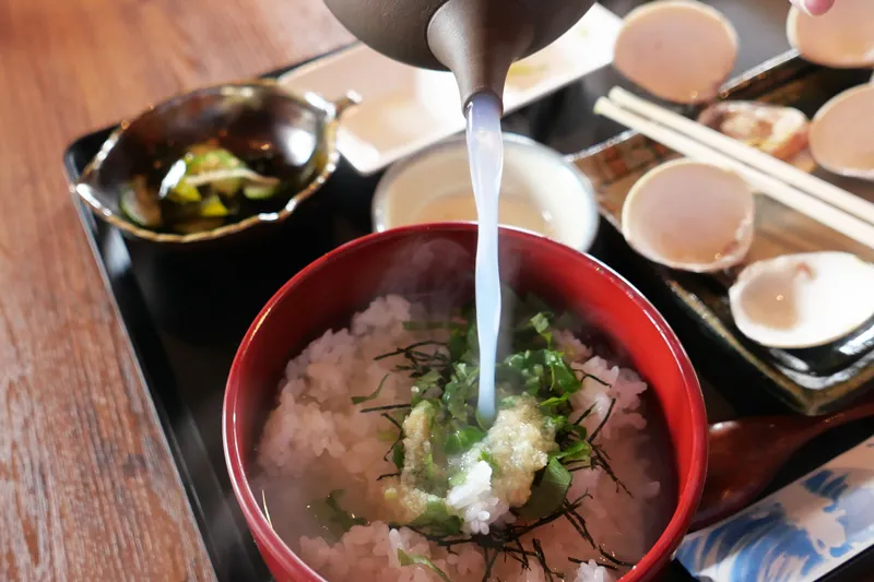 はまぐりダシ茶漬け