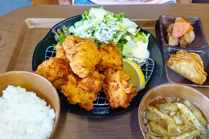 唐揚げ定食