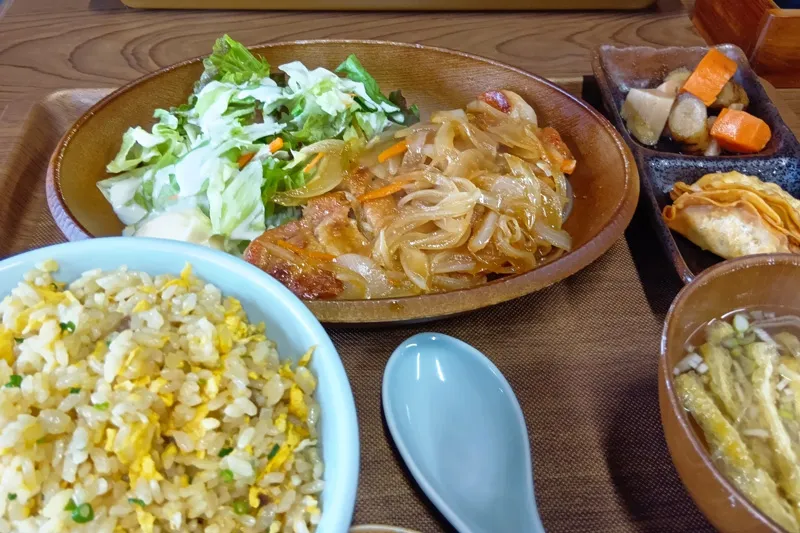 生姜焼き定食＋チャーハン