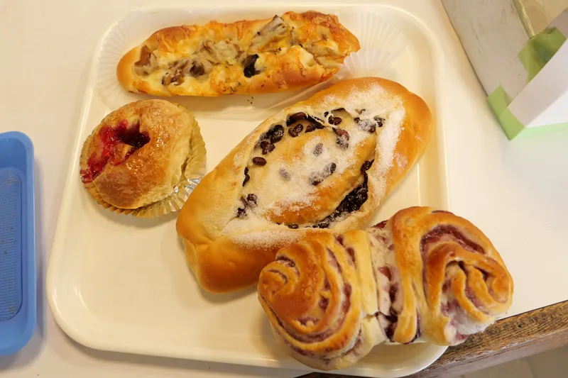 購入したパン